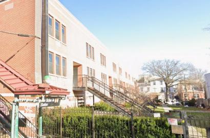 107 Van Siclen Ave