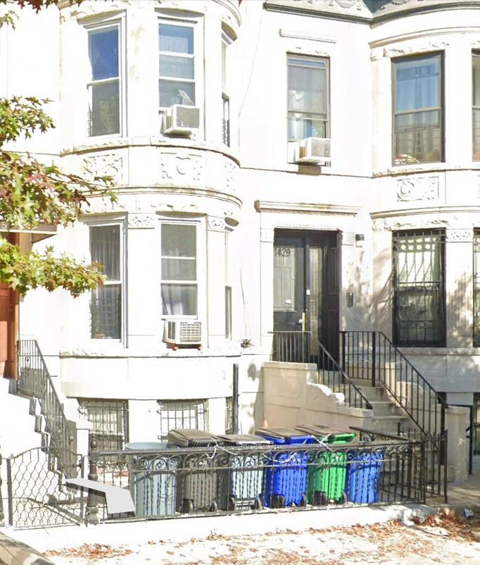 1429 Sterling Place