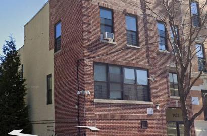 1438 Bryant Ave