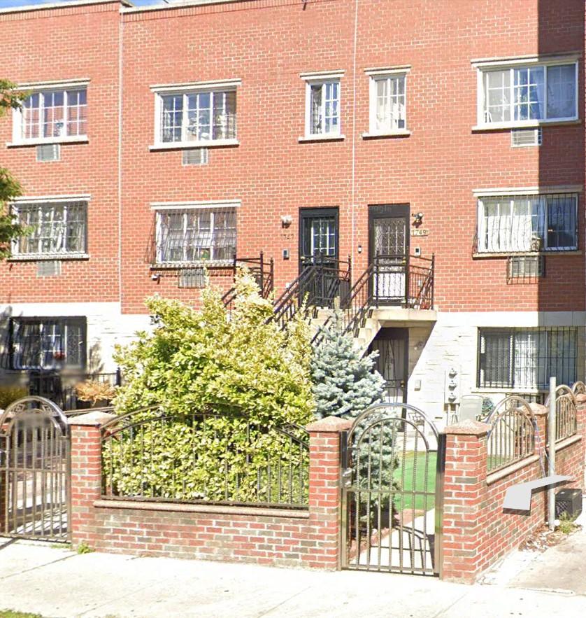 1748 Sterling Place