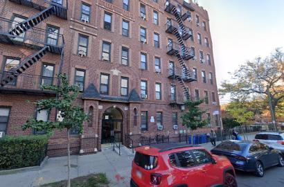 24 Furman Avenue