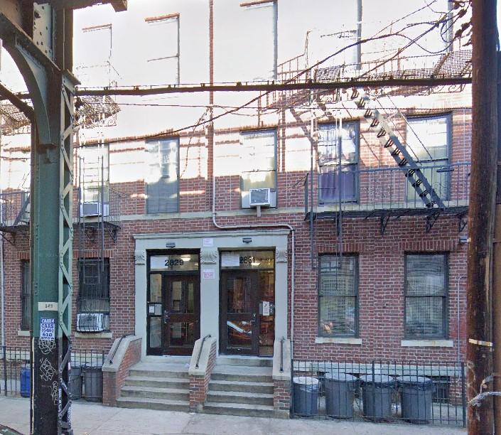 2829 Fulton St