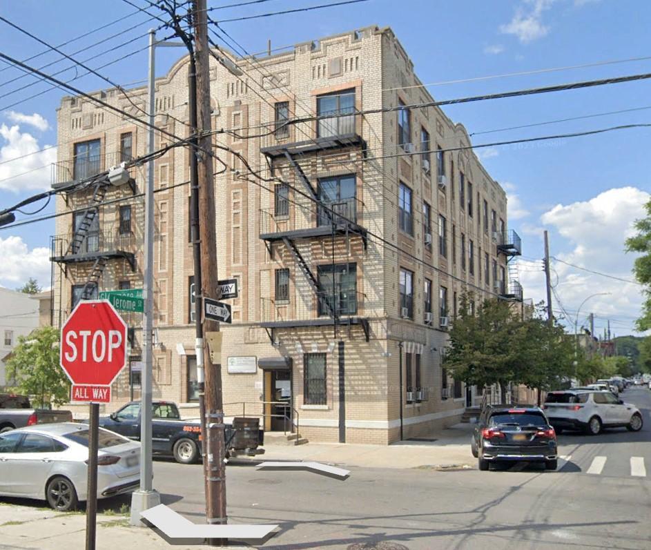 296 Jerome St