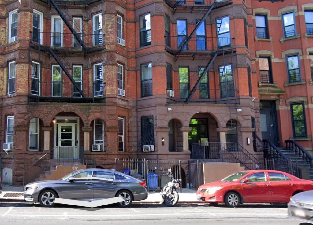 342 Lafayette Ave