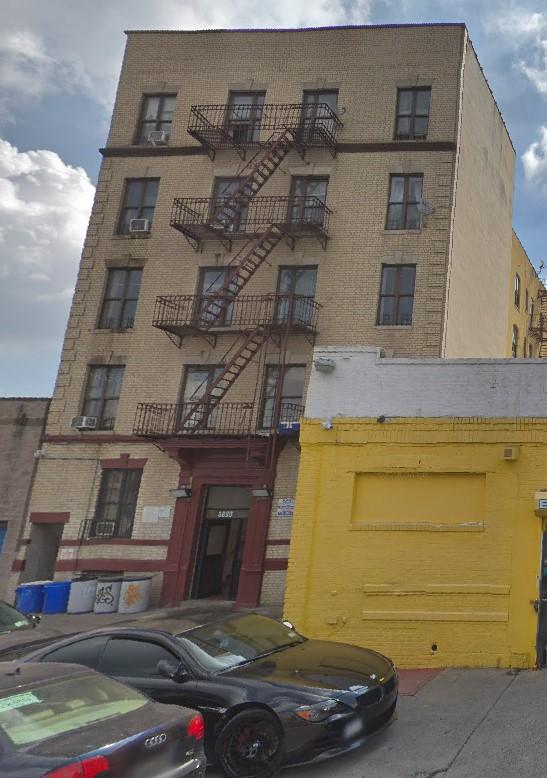 3890 Park Ave
