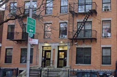 52 Sunnyside Ave