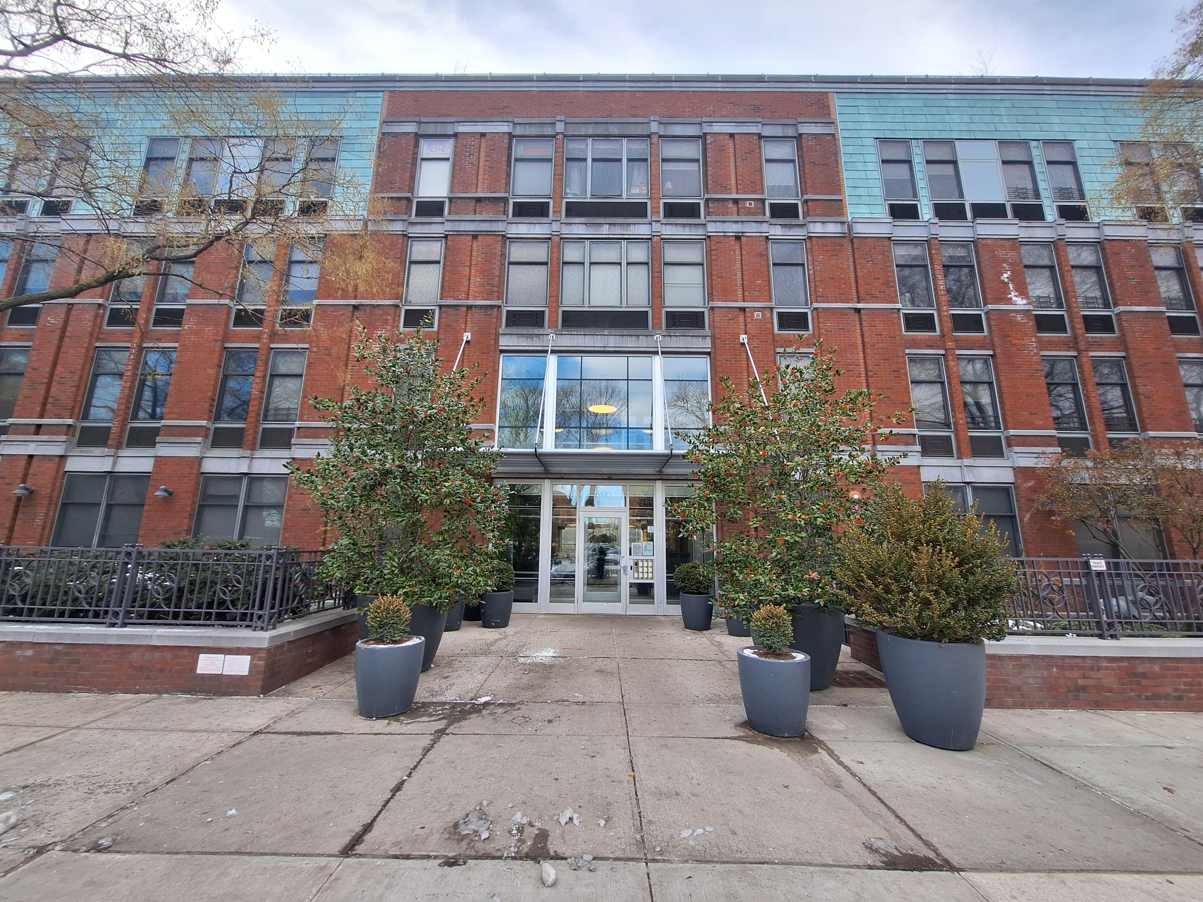 690 Albany Ave