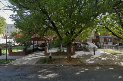 788 Howard Avenue