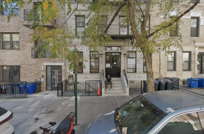 796 Park Pl