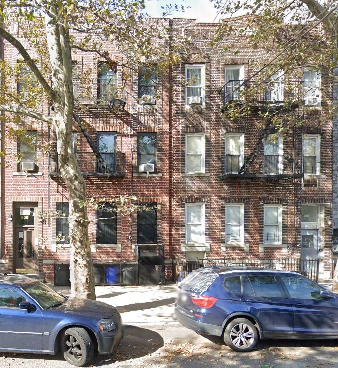 808 Howard Avenue