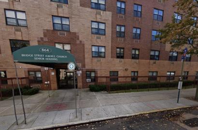 864 Gates Ave